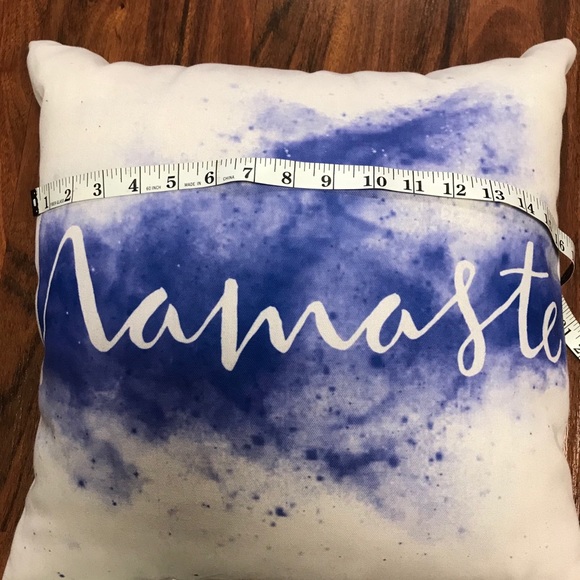 Decorative Pillow🎈 - Picture 2 of 4